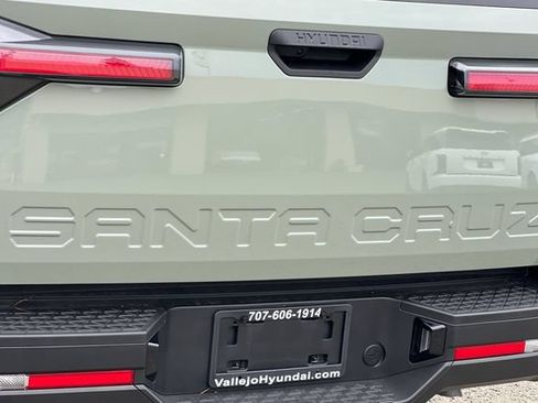 New 2026 Hyundai Santa Cruz SEL FWD image 8
