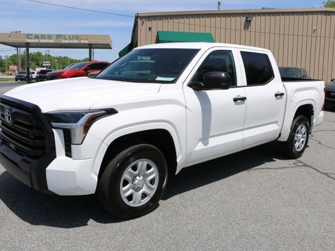 Used 2025 Toyota Tundra SR w/ SR Tow Package AWD/4WD image 1