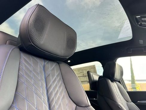 New 2026 Cadillac Escalade IQ Sport 1 w/ LPO, ONYX Package image 17