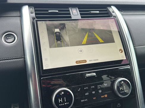 Used 2021 Land Rover Discovery HSE R-Dynamic image 18