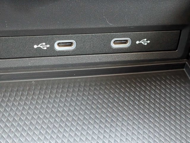 New 2026 Volkswagen Atlas SE FWD image 24