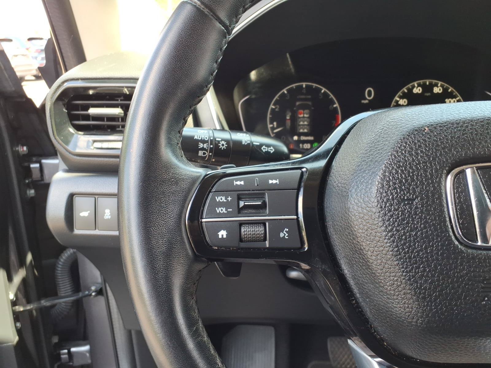 Certified 2024 Honda Pilot Touring image 14