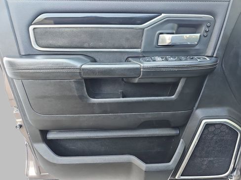 Used 2020 RAM 2500 Laramie image 31