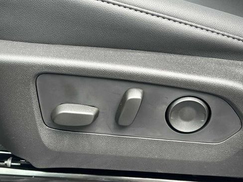 New 2026 GMC Canyon Elevation w/ Convenience Package image 18