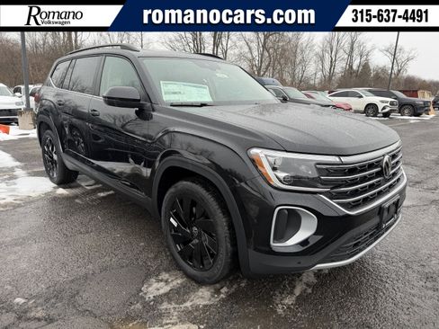 New 2026 Volkswagen Atlas SE image 1