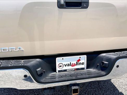 Used 2010 Toyota Tundra Limited RWD image 9