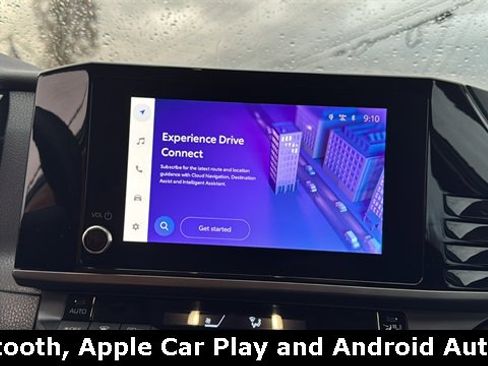 Used 2025 Toyota Camry LE image 4