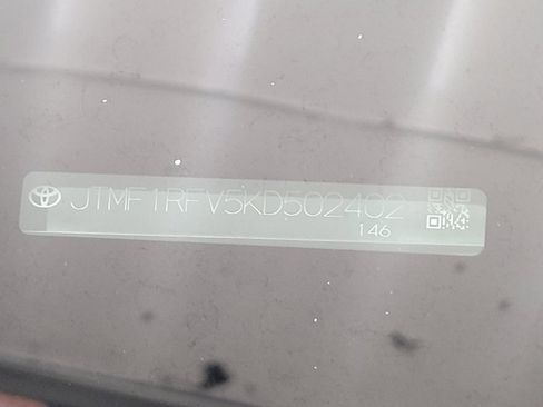 Used 2019 Toyota RAV4 LE w/ All Weather Liner Package image 33