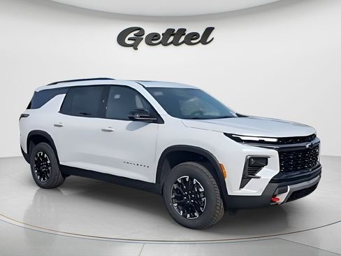 New 2026 Chevrolet Traverse Z71 w/ Enhanced Driving Package AWD/4WD image 2