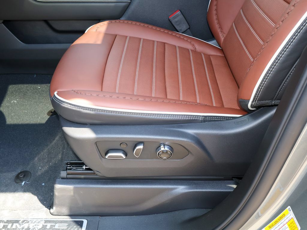 New 2026 GMC Sierra 1500 Denali Ultimate AWD/4WD image 9