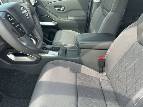 New 2026 Nissan Frontier SV w/ SV Convenience Package image 10