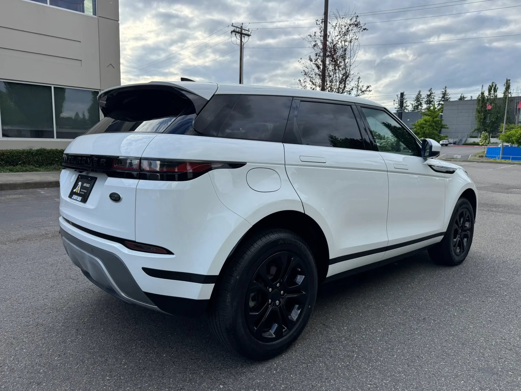 Used 2020 Land Rover Range Rover Evoque S AWD/4WD image 11