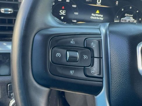 Used 2025 GMC Sierra 1500 SLT AWD/4WD image 18
