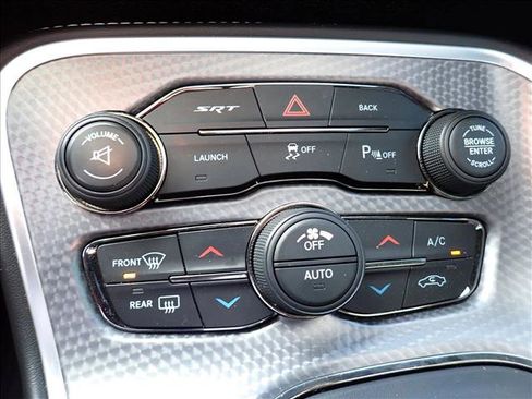 Used 2016 Dodge Challenger SRT Hellcat RWD image 18