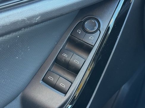 New 2026 Chevrolet Equinox LT image 31