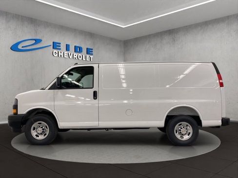 New 2025 Chevrolet Express 2500 image 6