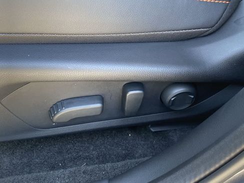 Used 2024 Subaru Crosstrek 2.5i Limited w/ Popular Package #3A image 16