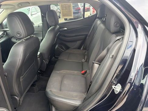 Used 2021 Buick Encore GX Preferred w/ Cold Weather Comfort Package AWD/4WD image 17
