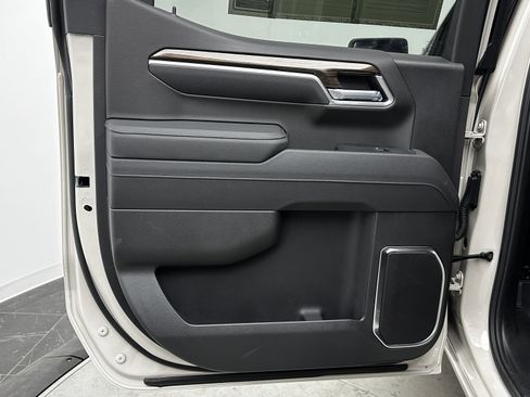 Used 2026 Chevrolet Silverado 1500 RST image 24