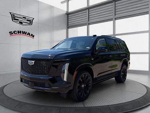 Used 2026 Cadillac Escalade Platinum Sport w/ LPO, ONYX Package AWD/4WD image 8