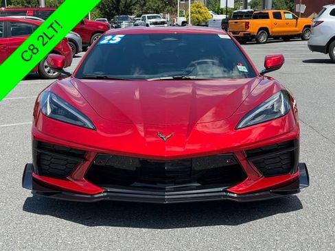 Used 2025 Chevrolet Corvette Stingray Preferred Cpe w/ 2LT RWD image 11
