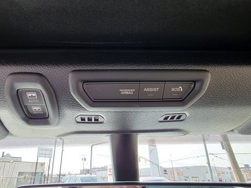 Certified 2023 Jeep Wrangler Sahara w/ Cold Weather Group image 9