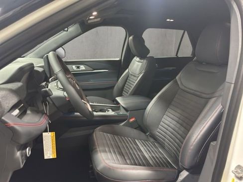 New 2026 Ford Explorer ST-Line w/ ST-Line Street Pack image 10