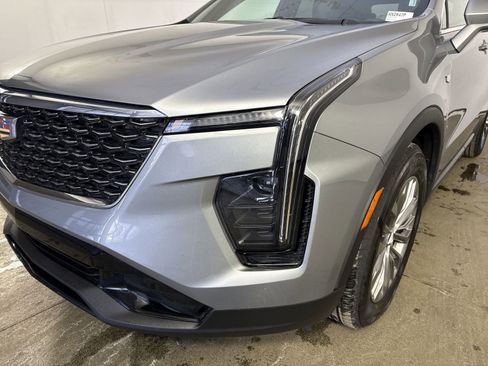 Used 2025 Cadillac XT4 Premium Luxury image 27
