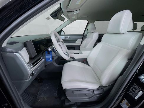 New 2026 Hyundai Santa Fe SE FWD image 14