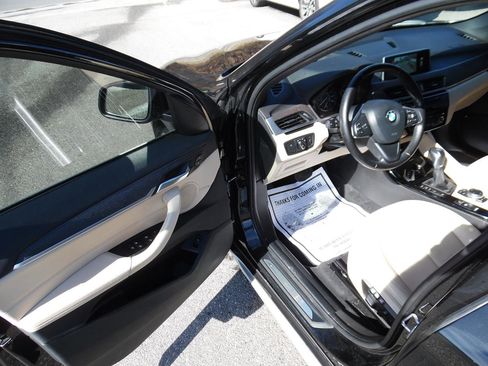 Used 2016 BMW X1 xDrive28i w/ Premium Package image 9