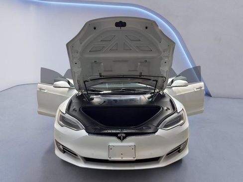 Used 2018 Tesla Model S AWD image 9