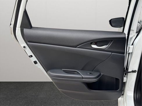 Used 2020 Honda Civic Sport image 31