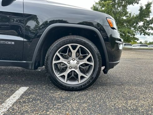 Used 2020 Jeep Grand Cherokee Limited AWD/4WD image 20