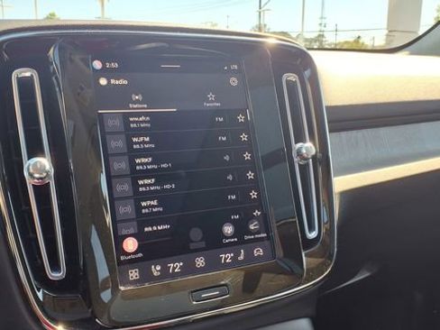 Used 2023 Volvo XC40 B5 Plus w/ Driver Assist Package image 27