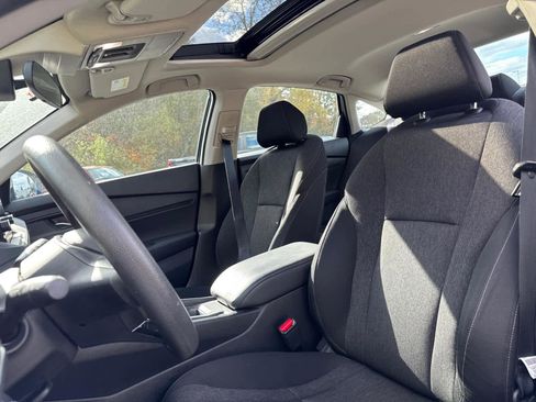 Certified 2023 Honda Accord EX image 14