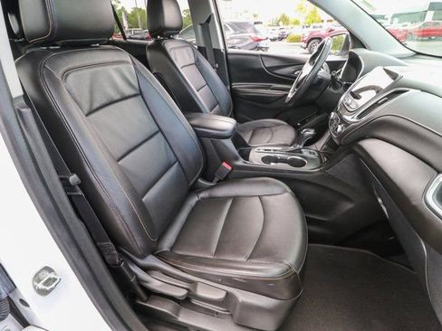 Used 2019 Chevrolet Equinox Premier image 22