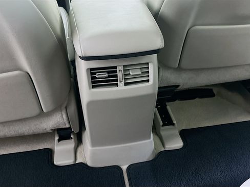 Used 2011 Lexus RX 350 2WD w/ Premium Pkg image 27