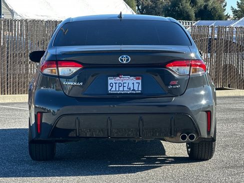 Used 2025 Toyota Corolla SE image 5