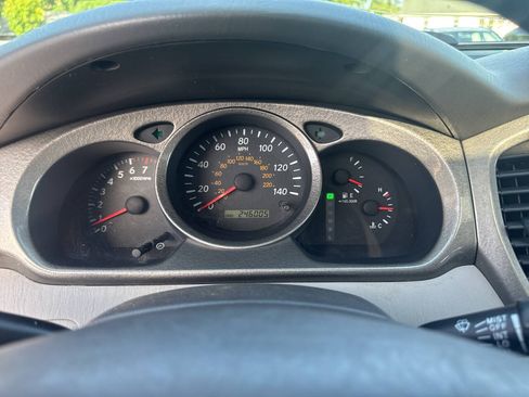 Used 2003 Toyota Highlander 2WD V6 image 22