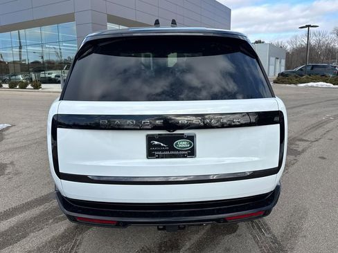 New 2025 Land Rover Range Rover SE image 4