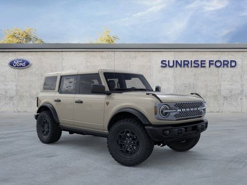 New 2026 Ford Bronco Badlands AWD/4WD image 7