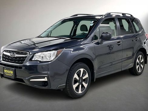Used 2018 Subaru Forester 2.5i Premium w/ All-Weather Package image 3
