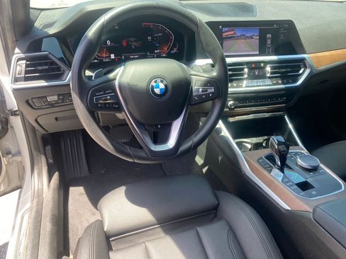 Used 2019 BMW 330i Sedan w/ Premium Package RWD image 10