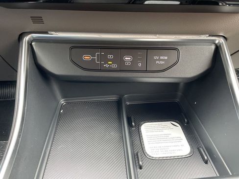 New 2026 Kia Carnival EX image 22