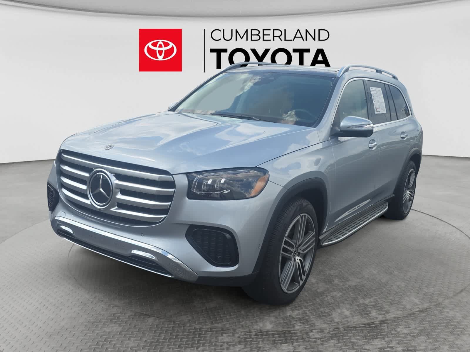 Used 2025 Mercedes-Benz GLS 450 4MATIC image 1
