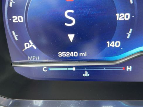 Used 2023 Chevrolet Suburban Z71 w/ Max Trailering Package image 19