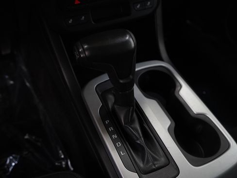 Used 2018 Chevrolet Colorado LT image 20