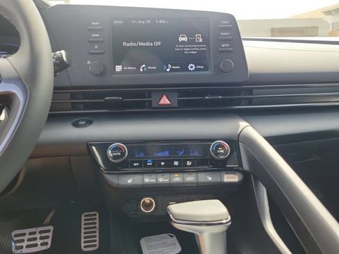 New 2026 Hyundai Elantra SEL Sport FWD image 14