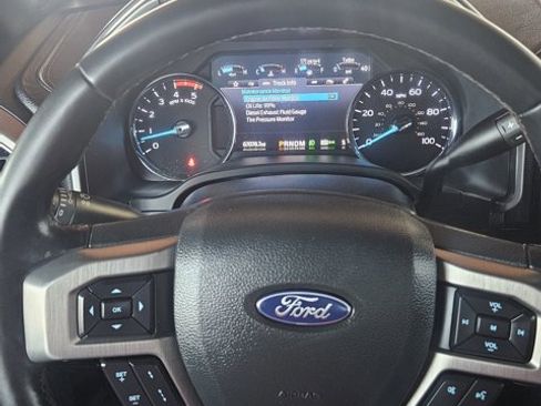 Used 2022 Ford F350 Platinum image 19