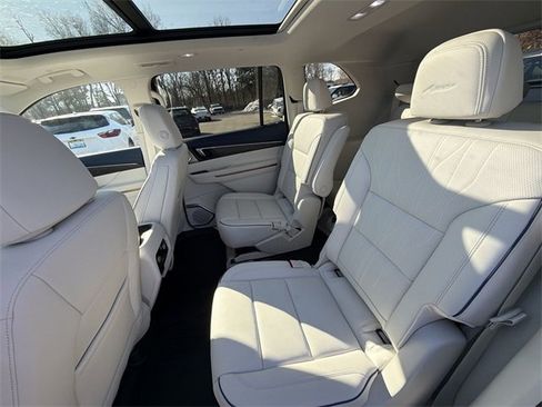 New 2026 Buick Enclave Avenir w/ Super Cruise Package image 19